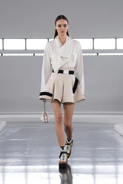 Look 47